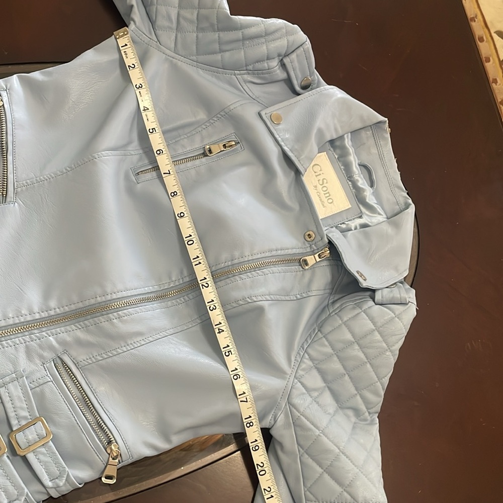 Jacket - Picture 16 of 16